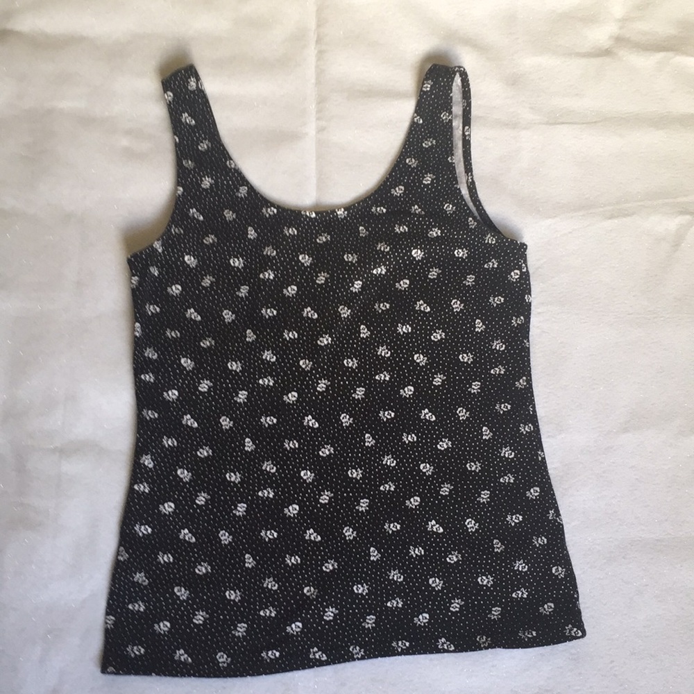 Large Divided B&W Floral Tank Top